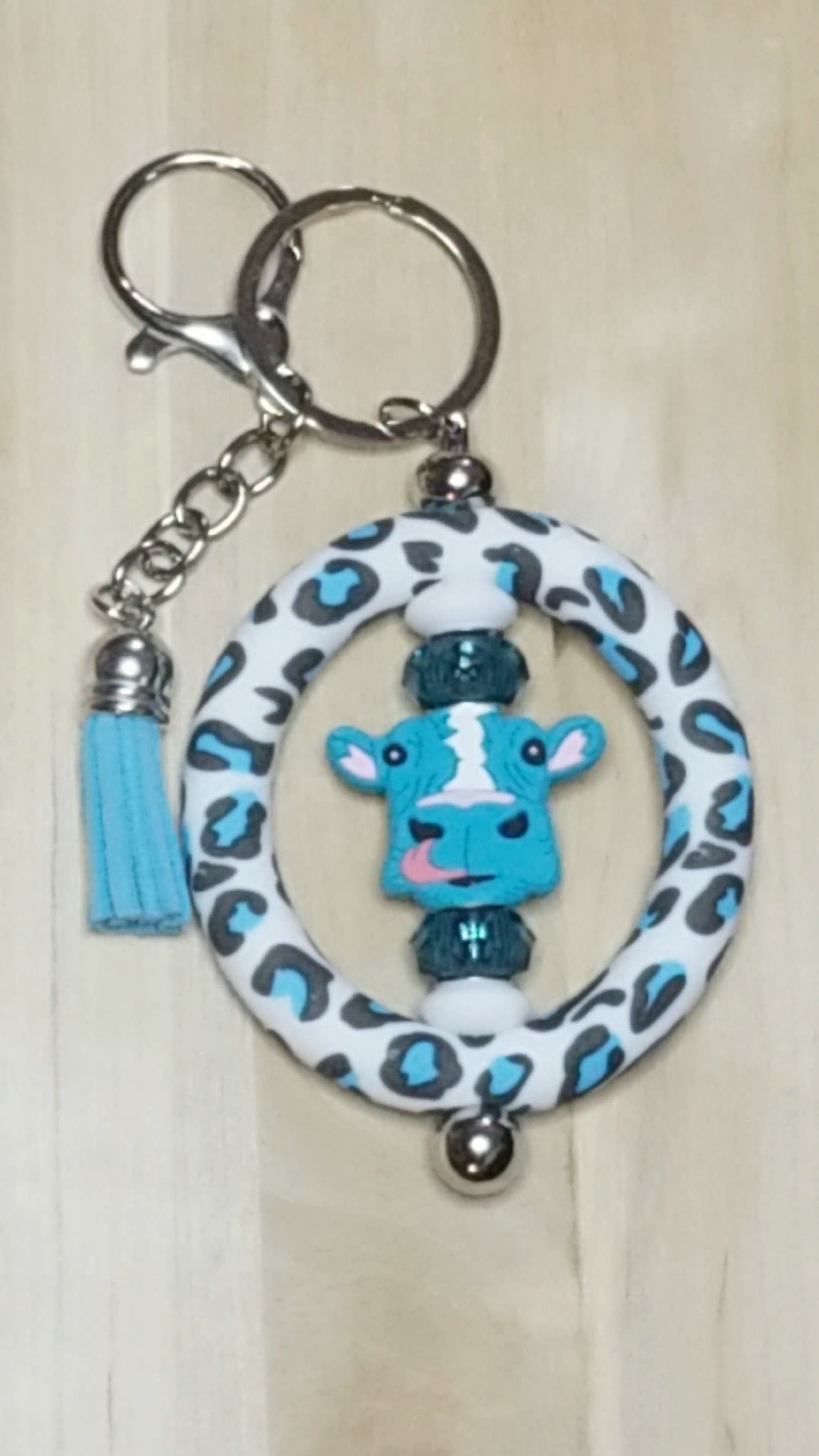 Cow Ring Shaped Silicone Beaded Keychain